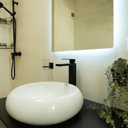 Ditti's By Tok * Durrës