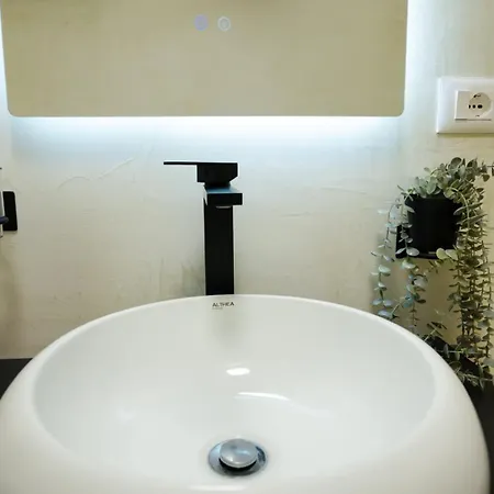 Ditti's By Tok Durrës